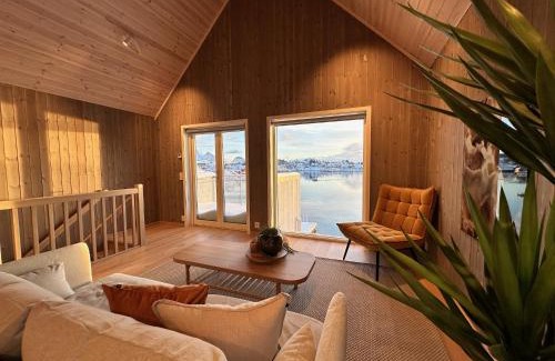 Ballstad Apartment | Superior Mountain View Lofoten