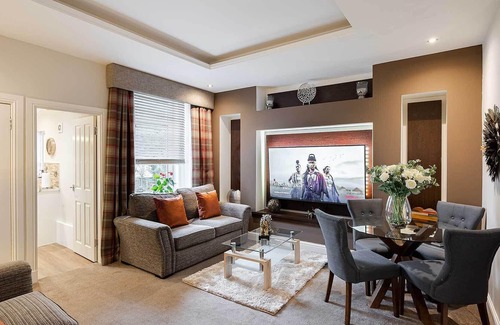 Falkirk Apartment | Superior One Bedroom Apartment 170