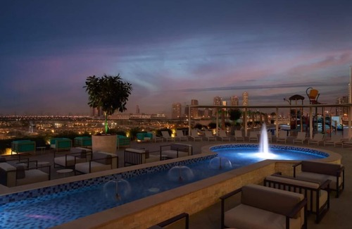 Jumeirah Village Triangle Apartment | Superior Room In Jvt near Triangle supermarket.