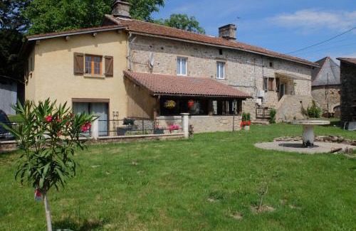Sousceyrac Apartment | Sur la Colline