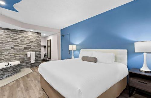 Windsor Hotel | SureStay Plus by Best Western Windsor