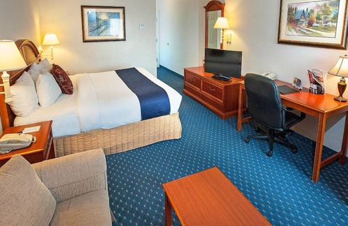 Billings Hotel | SureStay Plus Hotel by Best Western Billings