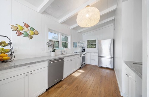 Pupukea House | Surfer's Paradise: Two Floors Ocean View Home, Walking Distance to Sunset Beach