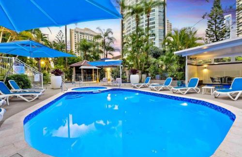 Surfers Paradise Apartment | Surfers Paradise Mediterranean Dream