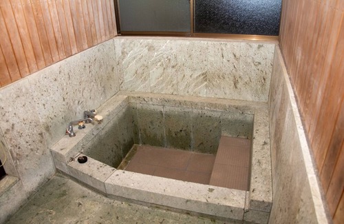 Nishina House | Surfs up! Beautiful Beach House with Onsen, in Nishiizu.