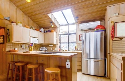 South Oceanside House | Surfs Up Breezy beachfront home with amazing views, gas fireplace, deck, WiFi, & grill