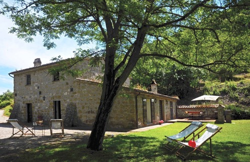 Corbara Cottage | surrounded by unspoilt enviroment, traditional country house (6km from Orvieto)