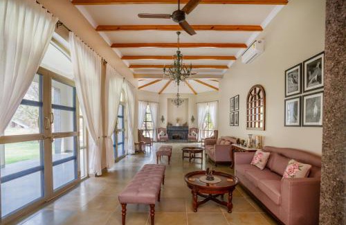Thana Gazi House | Surya Bagh - A Luxury Hideaway - 20 minutes drive to Tehla gate, Sariska Tiger Reserve & 10 minute from Bhangarh Fort