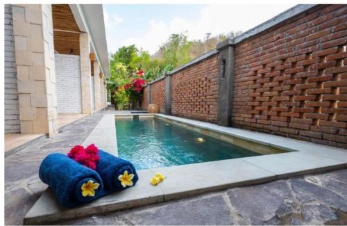 Selong Belanak Hotel | Surya Lombok Accommodation