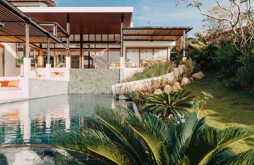 Kuta Villa | Sustainable villa overlooking Kuta bay