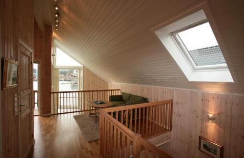 Svolvaer Resort | Svinøya Rorbuer