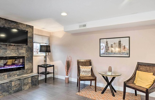 Bear Valley Apartment | SW Denver Apt w/ Chef's Kitchen, 45 Min to Skiing!