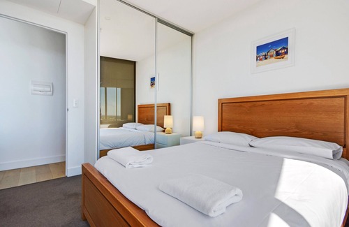 Adelaide Central Business District Apartment | Swainson at Vue - 2208