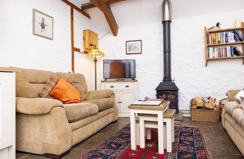 Pyle Apartment | Swallow Cottage - 1 Bedroom - sleeps 3