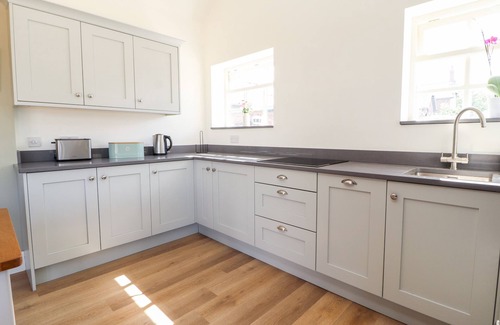 Sandbach Cottage | Swallow Cottage