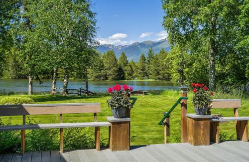 Bigfork House | Swan River Rendezvous