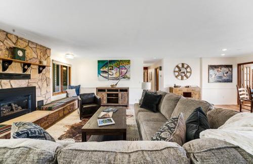 Bigfork House | Swan River Rendezvous