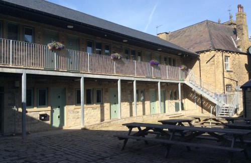 Meltham Apartment | Swans Nest