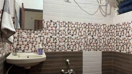 Ejipura Apartment | Swarga Fireflies Ranger