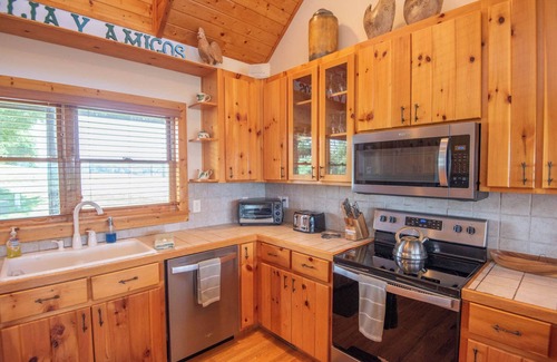 Piney Creek Cabin | Sweeping Mountain Views | Wraparound Decks | Cloud Rise