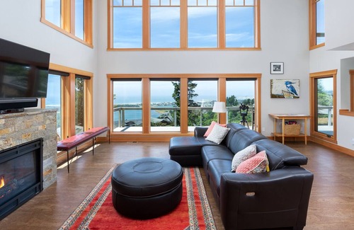 Pacific City House | Sweeping Ocean and Mtn Views, Dogs Welcome! Enjoy the Community Pool and Hot Tub
