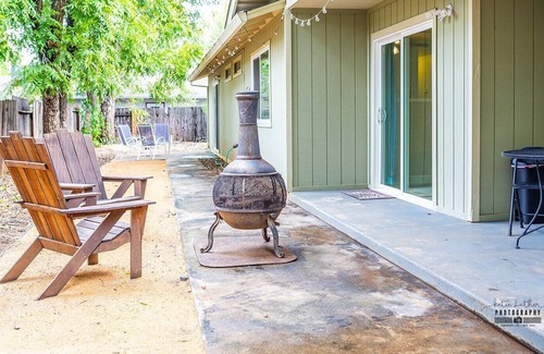 Redding House | Sweet 3 BR Home in South Redding