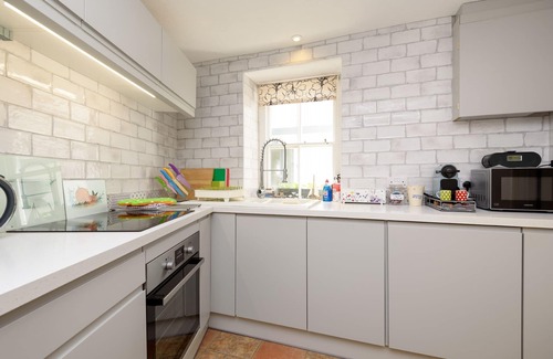 Looe House | Sweet cottage in the heart of Looe with free Wifi