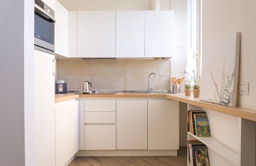 Carrobbio Apartment | SWEET HOME: downtown Milan - 2 BDR, 2BTH, 6 guests