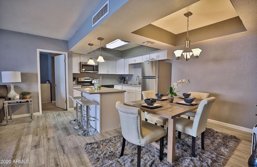 Paradise Valley Village Condo | Sweet Little Paradise - Short Term/Long Term Renting