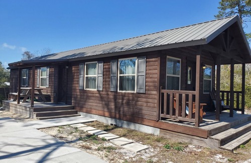 Carrabelle Cabin | "Sweet Magnolia" 2 Bedroom Carrabelle Cabin