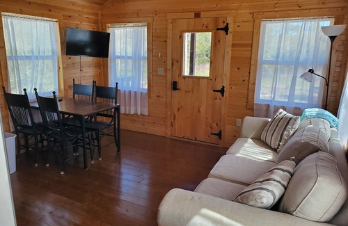 Carrabelle Cabin | "Sweet Magnolia" 2 Bedroom Carrabelle Cabin