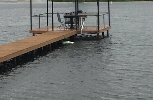 Van Zandt County Cabin | Sweet summertime dates at Lake Side Cabin