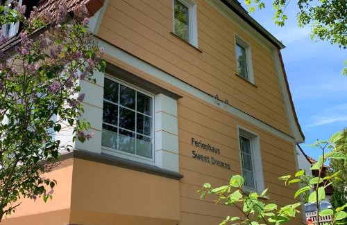 Bad Sachsa House | SweetDreams - Stadtvilla von 1936 - bis 8 Pers - 150qm - 5 Schlafzimmer - 2 Bäder - Hunde willkommen