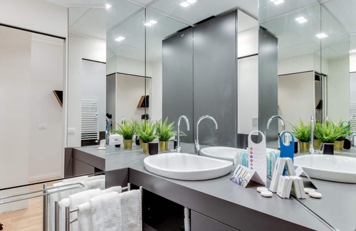 Porta Lodovica Apartment | Sweett | San Gottardo II