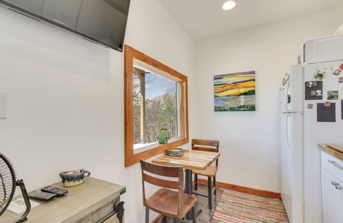 Waterloo Apartment | Swim, Boat & Fish: Waterloo Retreat w/Views!