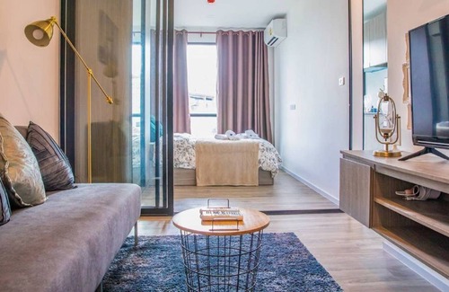 Mueang Samut Prakan District Apartment | swimming pool and gym , near BTS PuChao,bkbloft2 - Tambon Thepharak