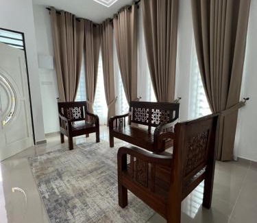 Kampung Mak Kemas House | Syakila Homestay
