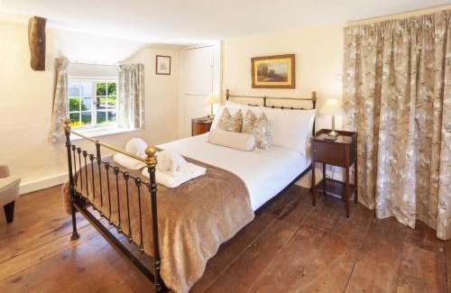 Wheddon Cross House | Syms Cottage Cutcombe