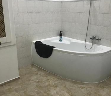 Istvanmezo Apartment | Szenes-House Apartman