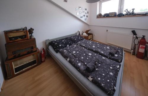Humpolec Apartment | Tématické pokoje Doupě