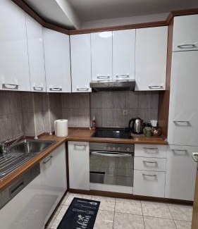 Pejë Apartment | T&L Spot