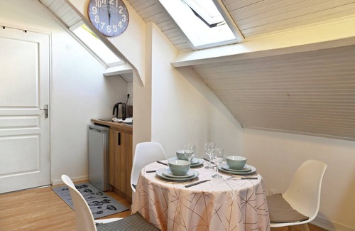 Saint-Quentin Apartment | T2 Cosy and Bright - Near center and amenities