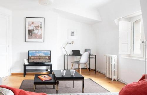 Saint - Aubin - Dupuy Apartment | T2 Havre paix coeur Toulouse - St Georges - Climatisation - Wifi - Parking 2min