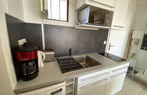 La Capte Apartment | T2 La Capte, waterfront, sea in front of your terrace, all comforts