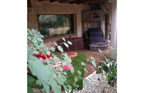 Saint-Cirq Apartment | T2 with courtyard and romantic terrace. Unusual spa at extra charge, Pets allowed