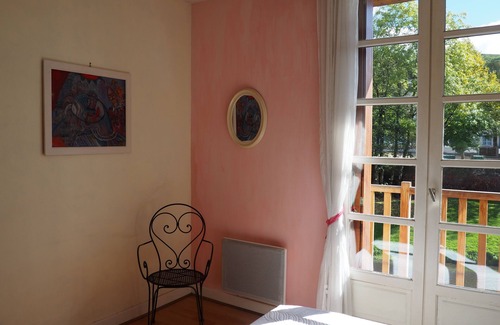 Aurillac Apartment | T3 apartment in historic center, on river bank.