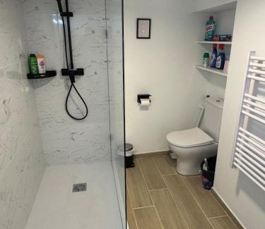 Roseraie Apartment | T3 Chaleureux tout confort bien équipé