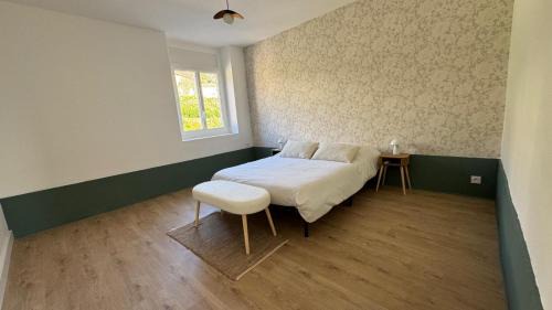 Ville-sous-Anjou Apartment | T3 duplex village house