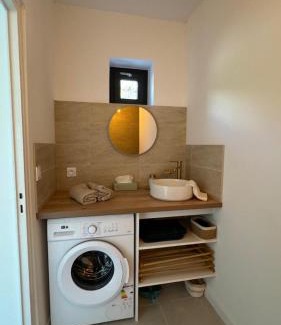 Ville-sous-Anjou Apartment | T3 duplex village house