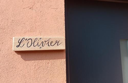 Balma Apartment | T3 L'Olivier & Jardin 1 à 4 Pers à Villa Terra